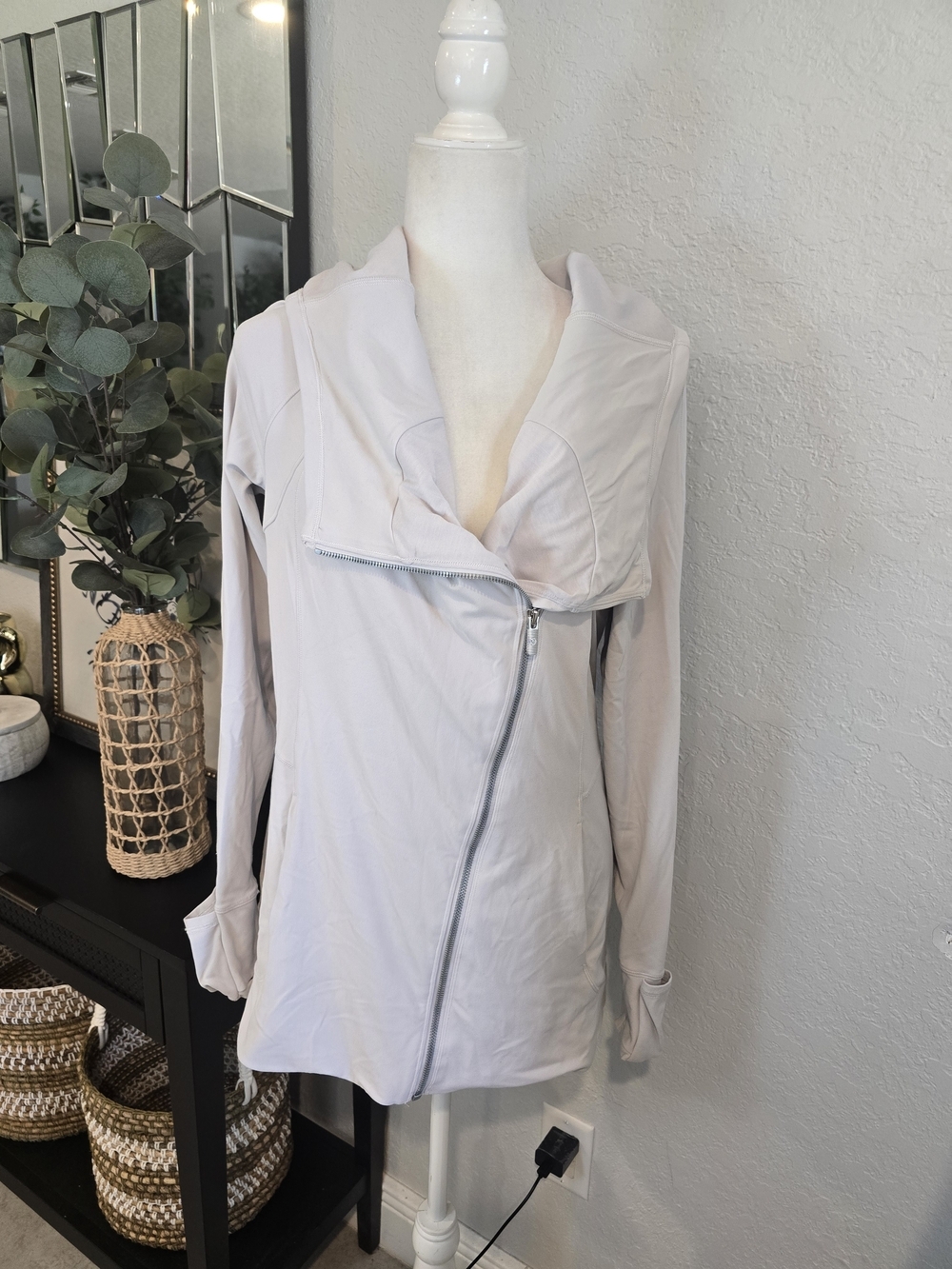 Lululemon Women's Every Journey Hoodie II Draped Asymmetrical Light Chrome 12